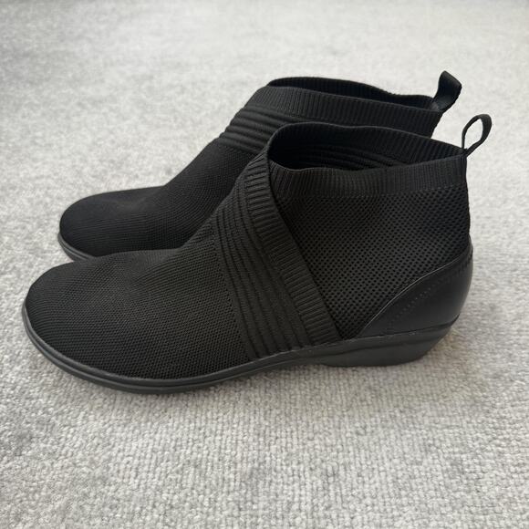 Clarks Womens Boots Size 11 Black Knit Sock Ankle Bootie Slip On Wedge Comfort - Picture 1 of 12